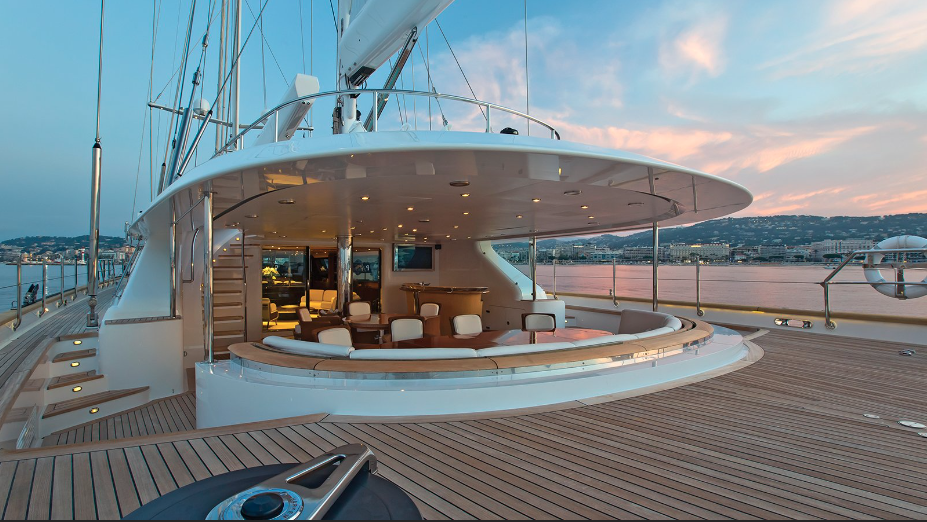 parsifal yacht cost to charter